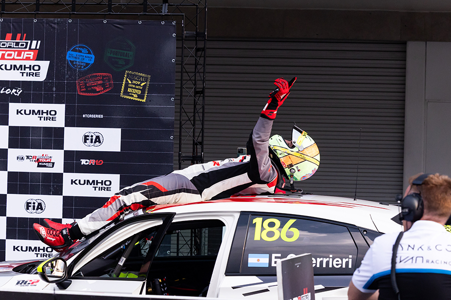 Guerrieri: &ldquo;this is one of the best touring cars I remember&rdquo;