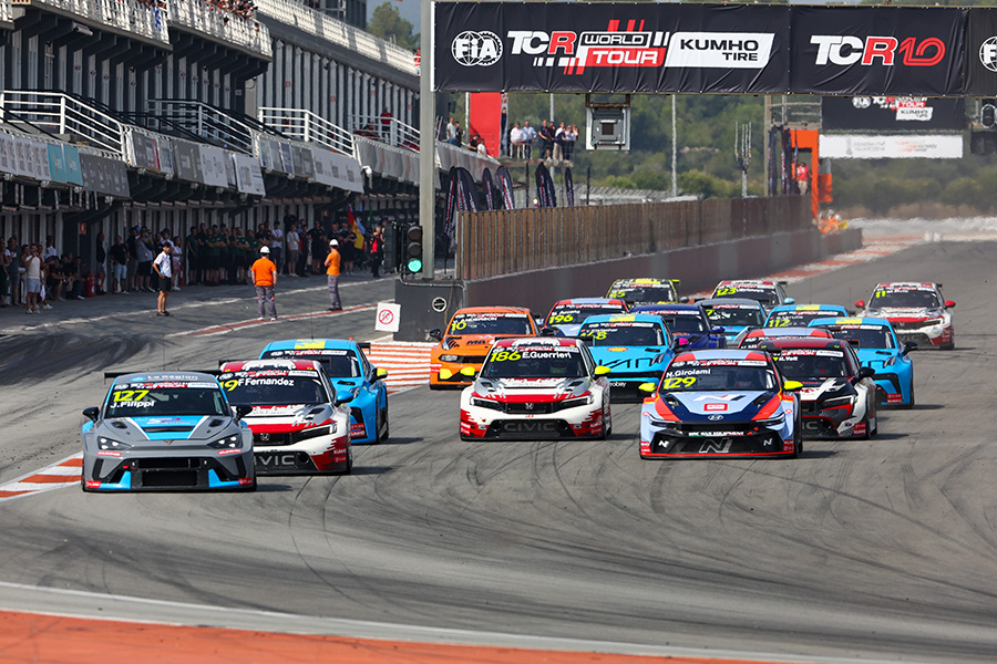 The Kumho FIA TCR World resumes at iconic Monza circuit