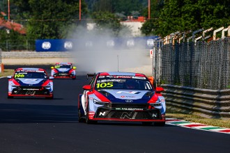 Michelisz expects a close race after teamwork-secured pole