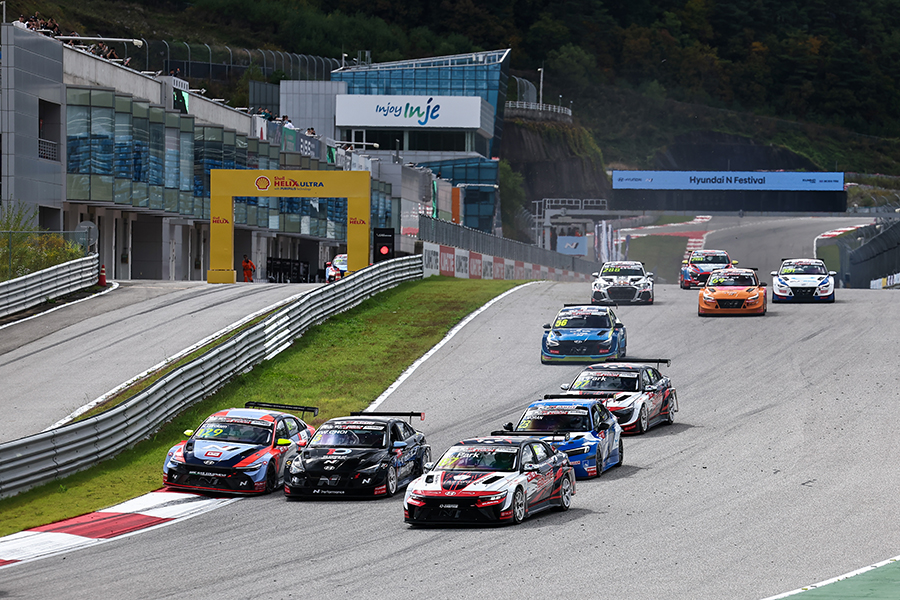 A strong field of 23, as new drivers join for the event in China