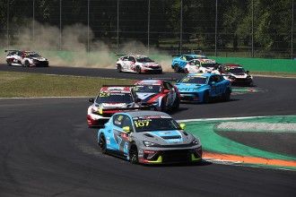 The CUPRA Leon is named 2025 TCR Model of the Year